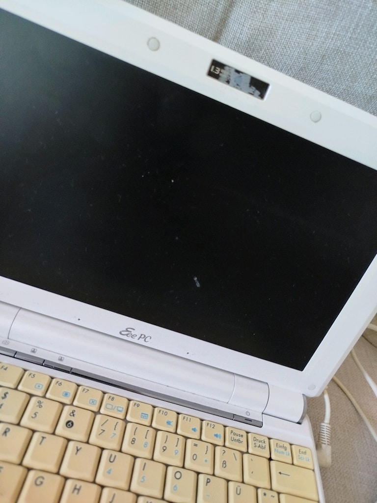 Asus Eeepc 1000H mini notebook - 5