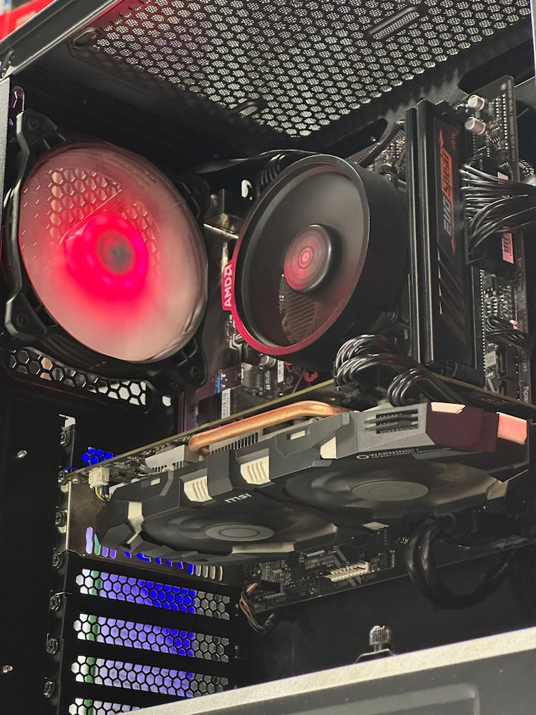 Ryzen 5 2600 - RX 580 8GB- 8GB RAM - 512GB SSD - 8