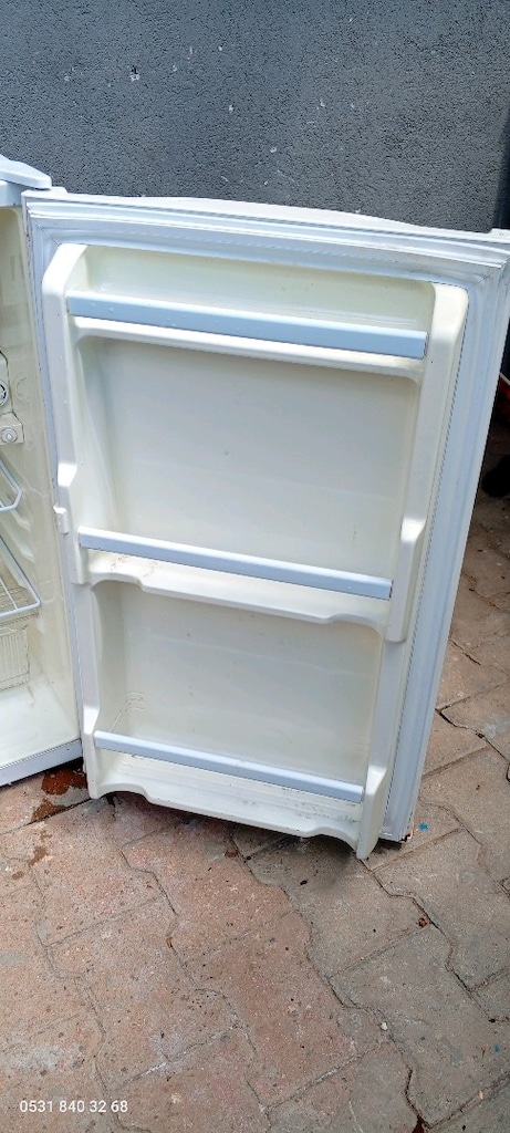 Mini Buz Dolabı - 5