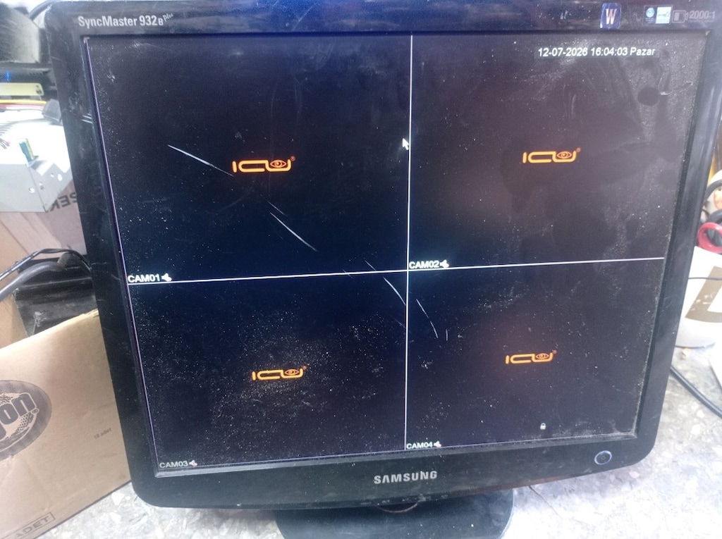19 inç Kare VGA ve DVİ monitör - 2