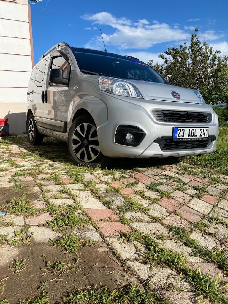 OTOMOBİL RUHSATLI TEMİZ AİLE ARACI - 6