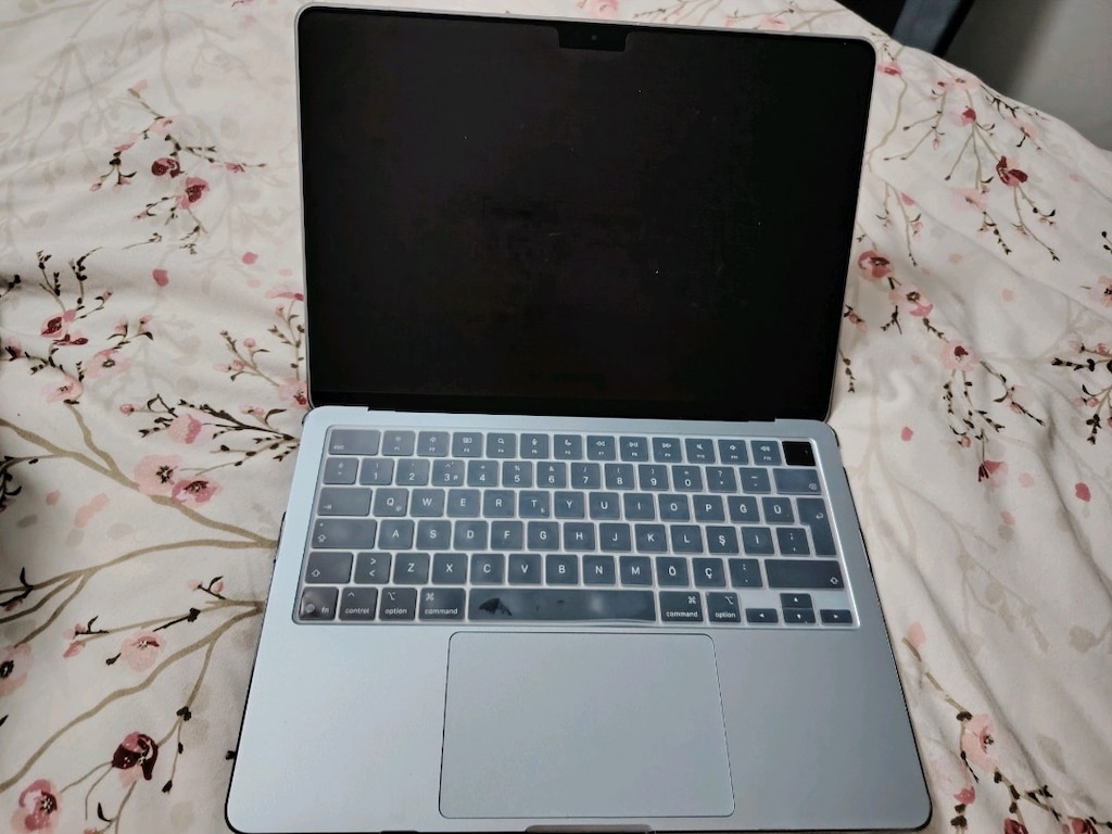 16 Ay Garantili MacBook M4 Air 13 256 - 2