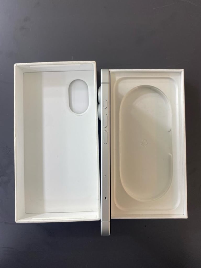 IPHONE 16 BEYAZ 128 GB YD HATASIZ TERTEMİZ NIVA CEP’TE - 3