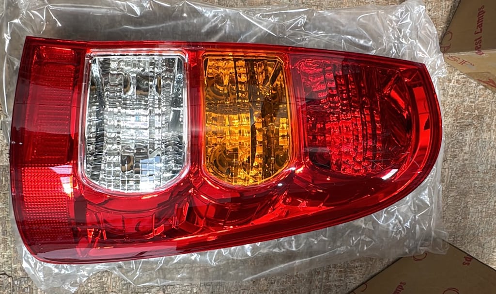 HILUX VIGO STOP SAĞ 2005 2006 2007 2008 2009 2011 SIFIR 81551-0K010 - 3