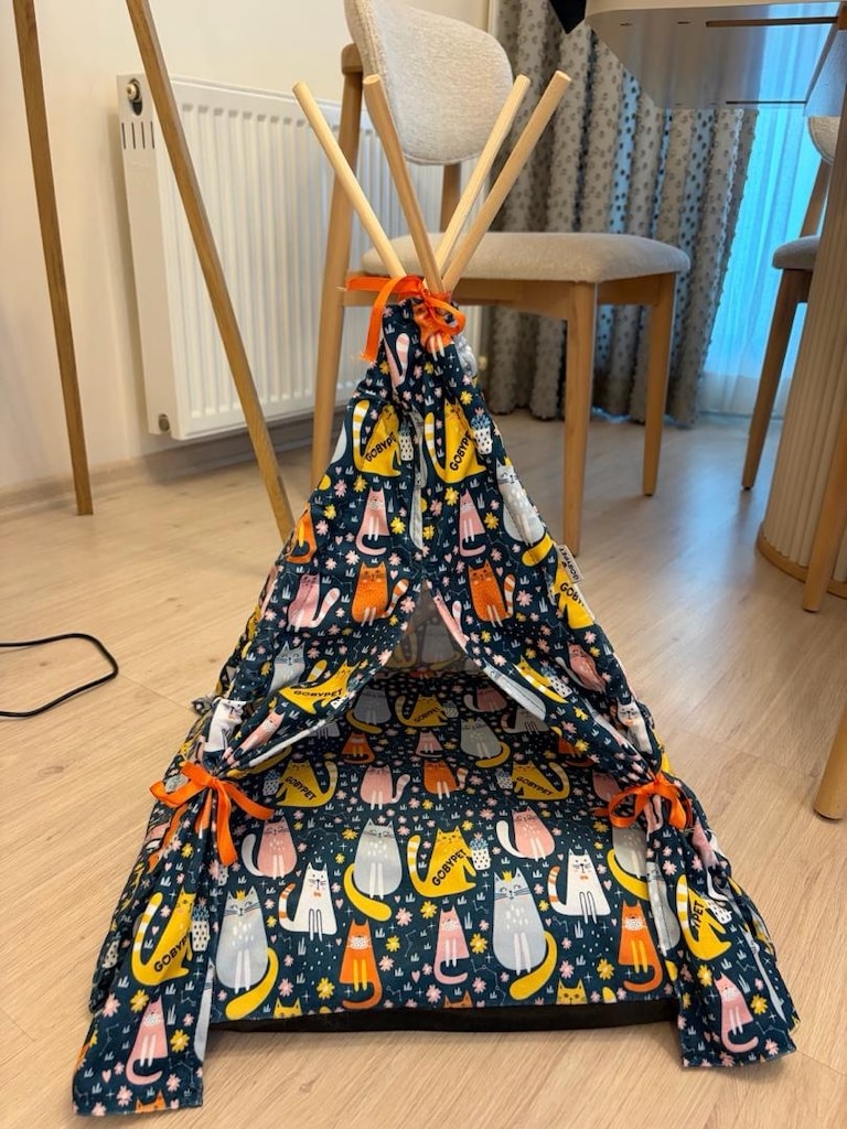 kedi yuvası, tırmalama tahtası ve oyuncaklar - 7