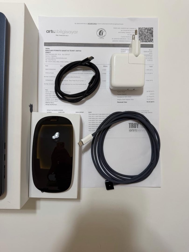 MACBOOK AİR 15” M4 1 YIL GARANTİ + MAGİC MOUSE - 3