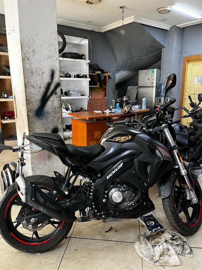 Benelli 125S - 2