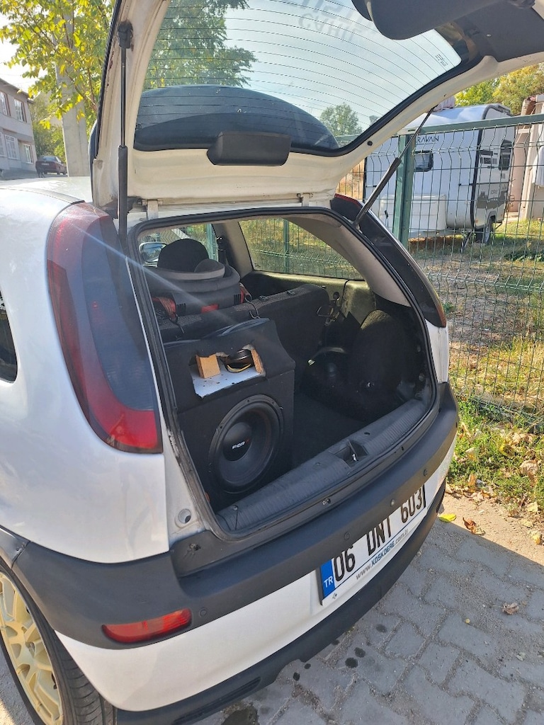 CORSA 1.7 DTI HYBRID TURBO - 10