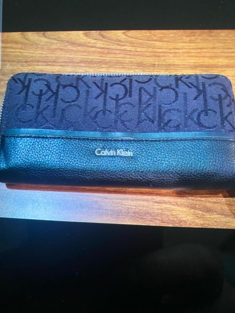 Calvin Klein kadın cüzdan/portföy