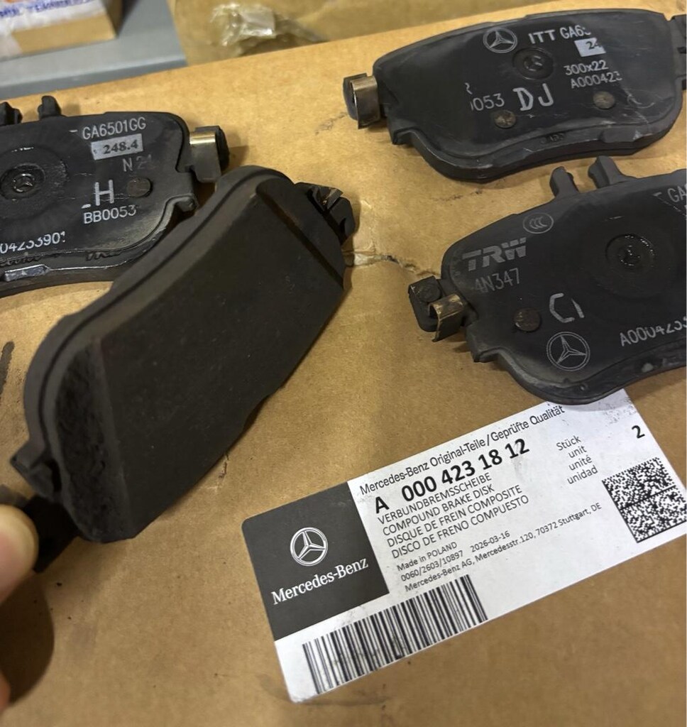 Mercedes E180 Çıkma Orjinal Balata Takımı - 4