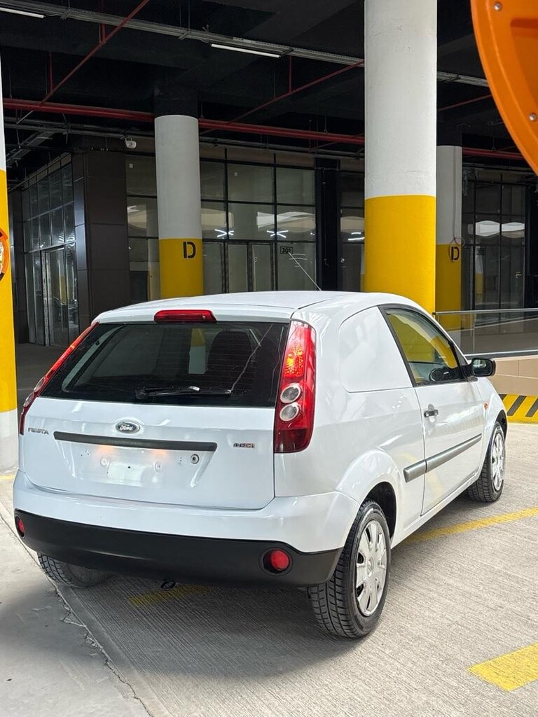 FORD FİESTA HATASIZ TERTEMİZ - 2