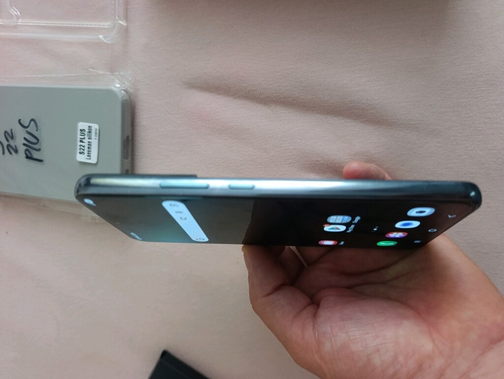 Samsung S 22 Plas 256 lik - 4
