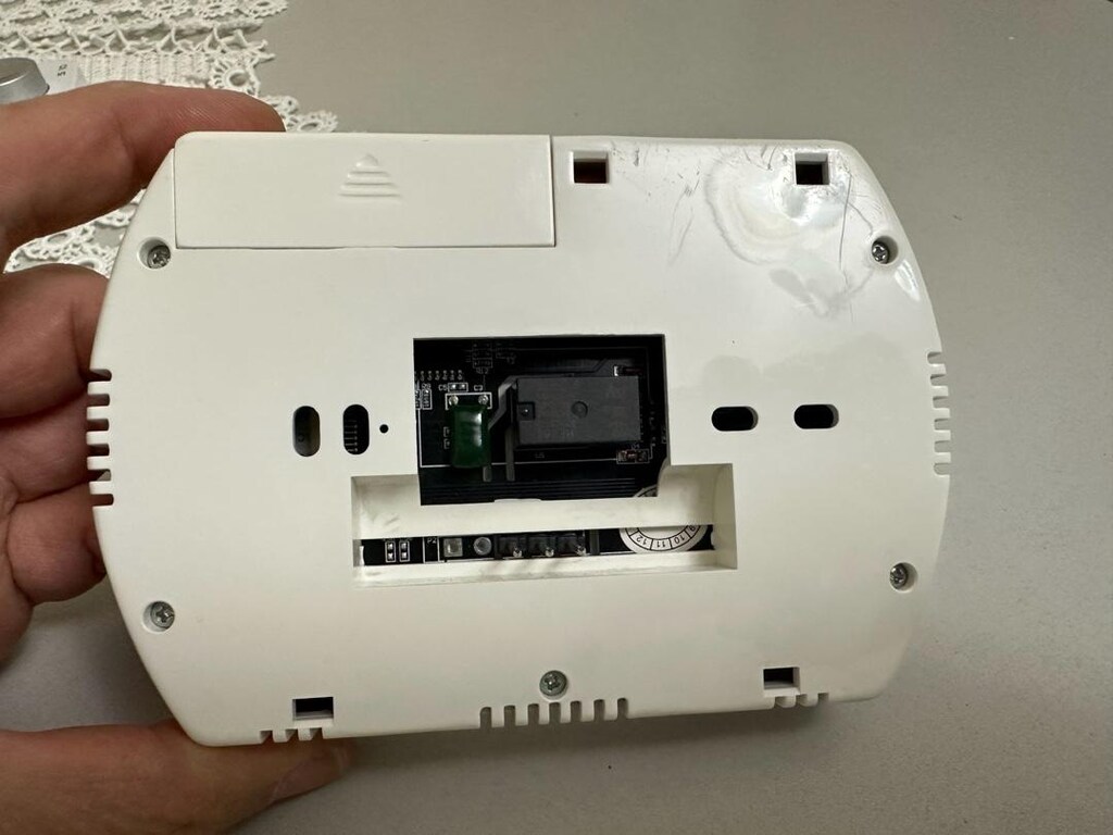 Syntech Galaxy kablolu digital oda termostadı - 3
