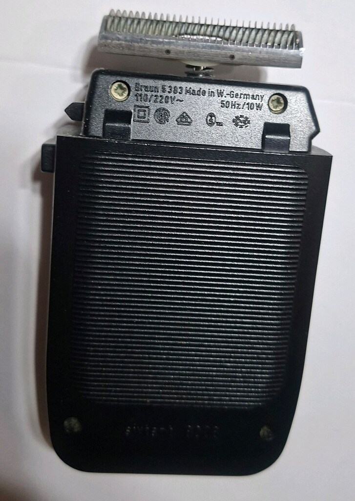BRAUN SİXTANT 8008 TRAŞ MAKİNESİ - 3