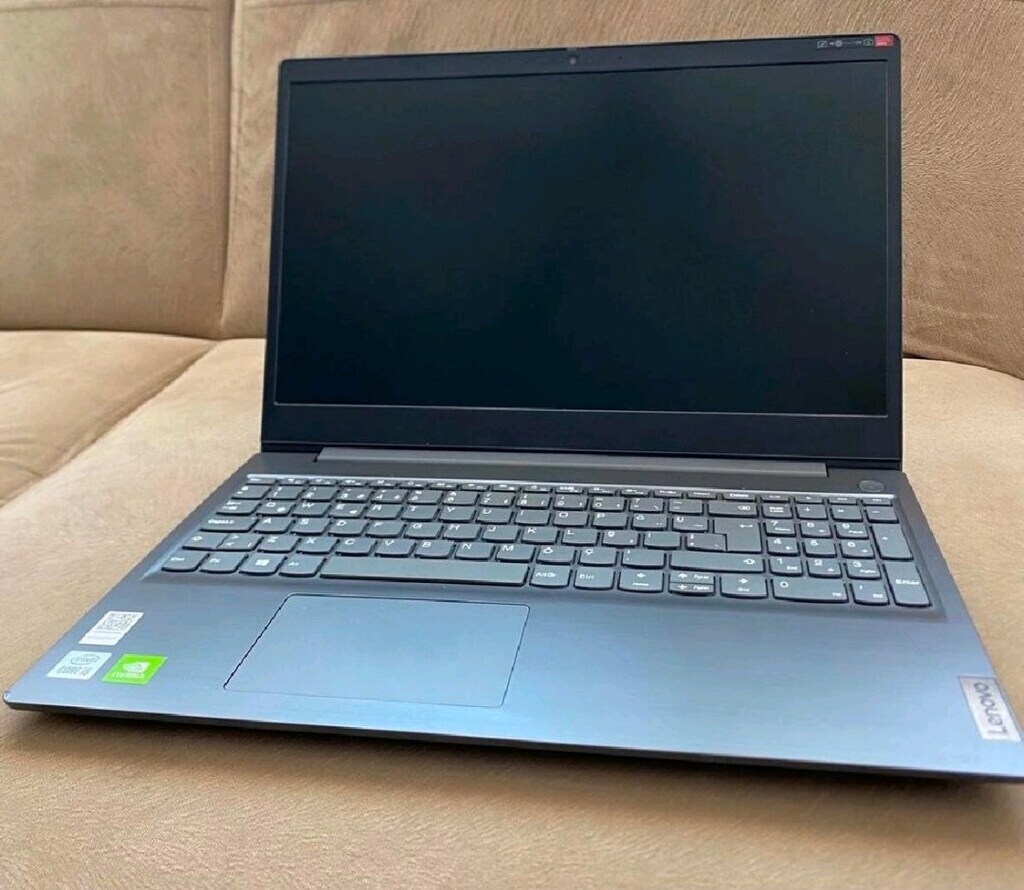 Lenovo V15 bilgisayar - 2
