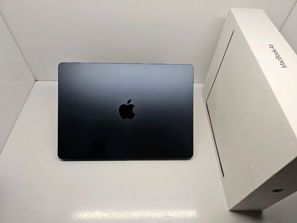 Apple Macbook Air M2 islemci Gece Yarısı - 5