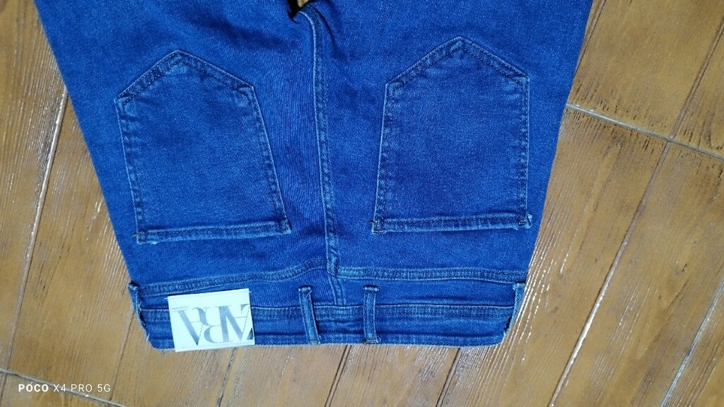 #Zara Likralı jeans pantolon..Önde ufak çizgiEni çekilince 44  Boy 97 - 4