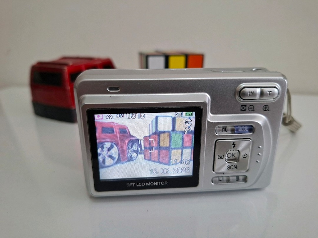 Casper DA-5091Dijital Fotoğraf Makinesi 5.0 Megapiksel 3x Zoom Gümüş - 5