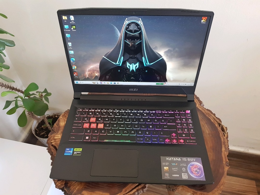 Msi i7-12650H 12.Nesil işlemci RTX 4070(8GB) E.K 16 GB DDR5 RAM 1 TB - 8