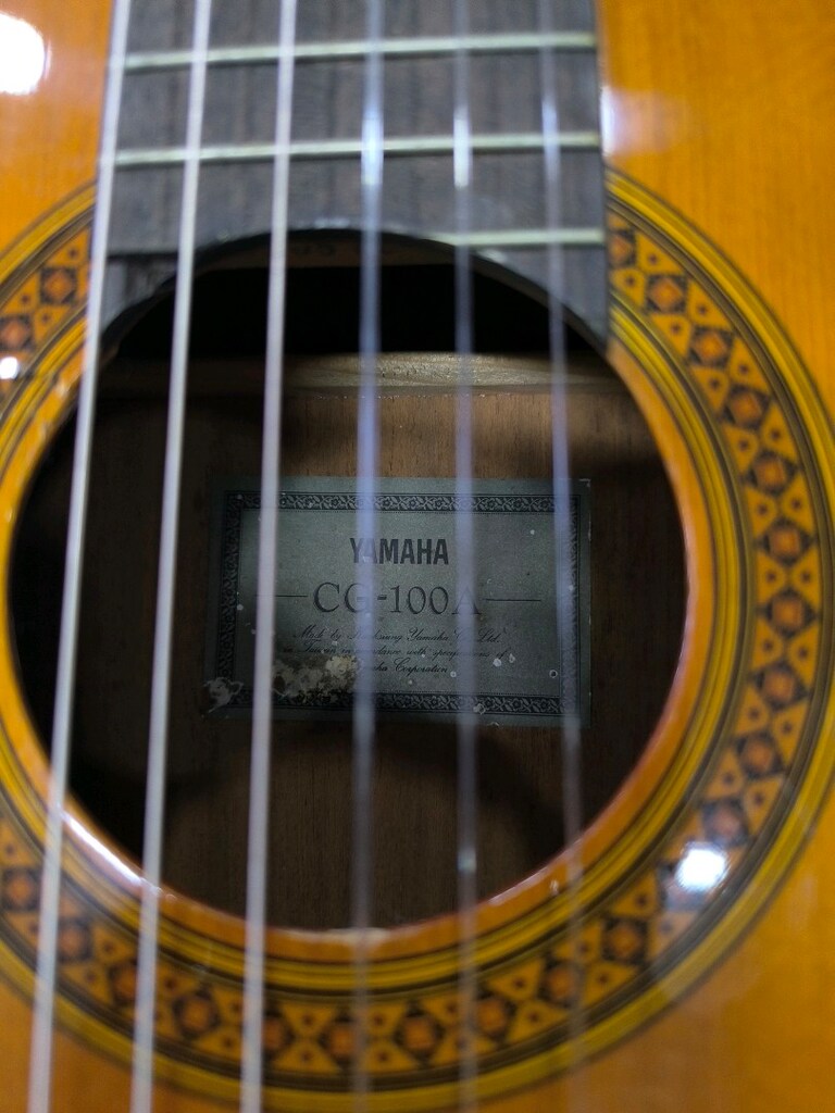 Yamaha CG 100 A - 2