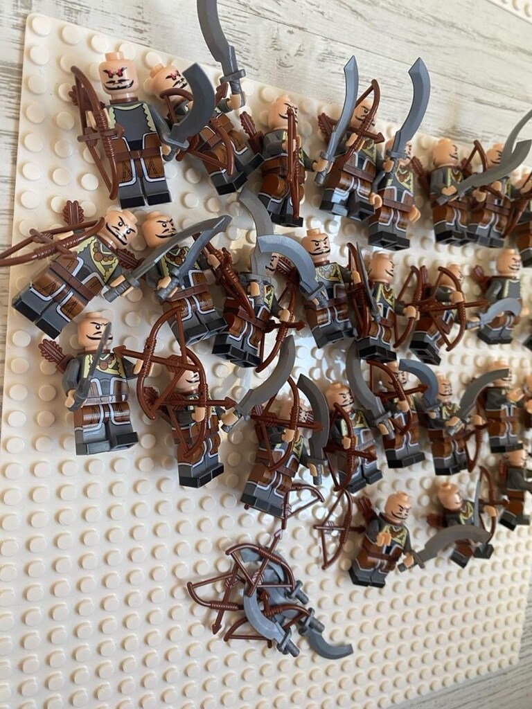 Lego karışık Karakterler - 8
