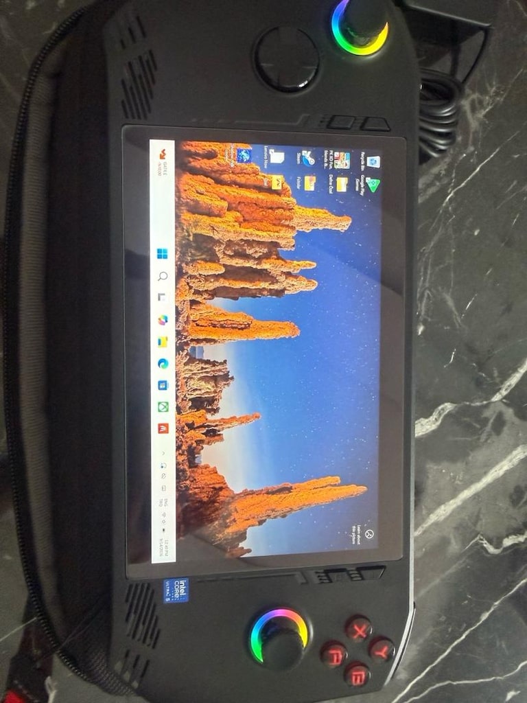 MSI CLAW MS 1t4 - 6