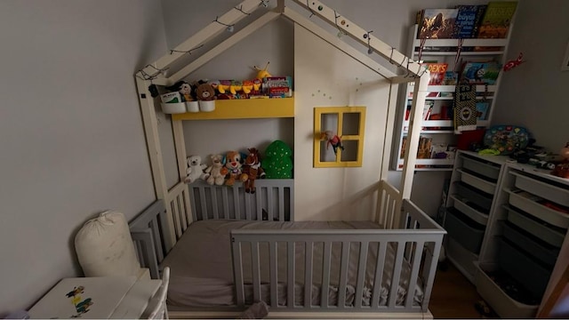 Mutlu Bebe Montessori Ev Tipi Çocuk Yatağı – Lake Boyalı MDF