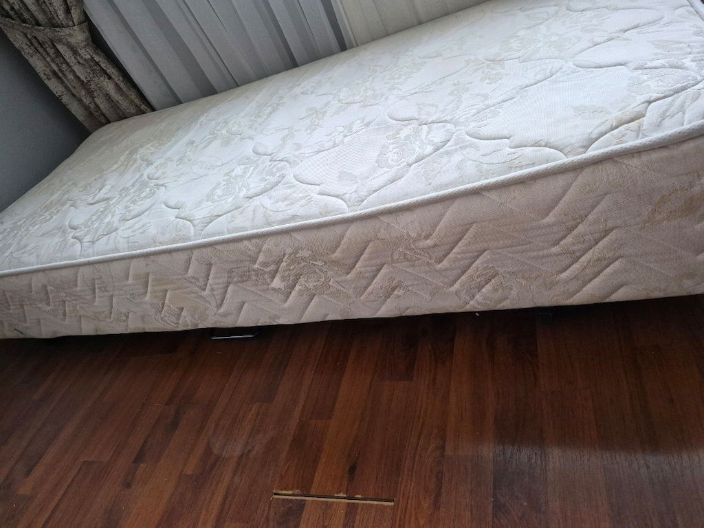 İstikbal 90x190 Tek Kişilik Yatak ve Katlanır/Yükseltilir Alt Iskelet - 4