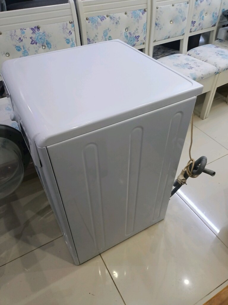 Indesit 9 kg 1200 devir yeni gibi Çamaşır Makinesi - 6