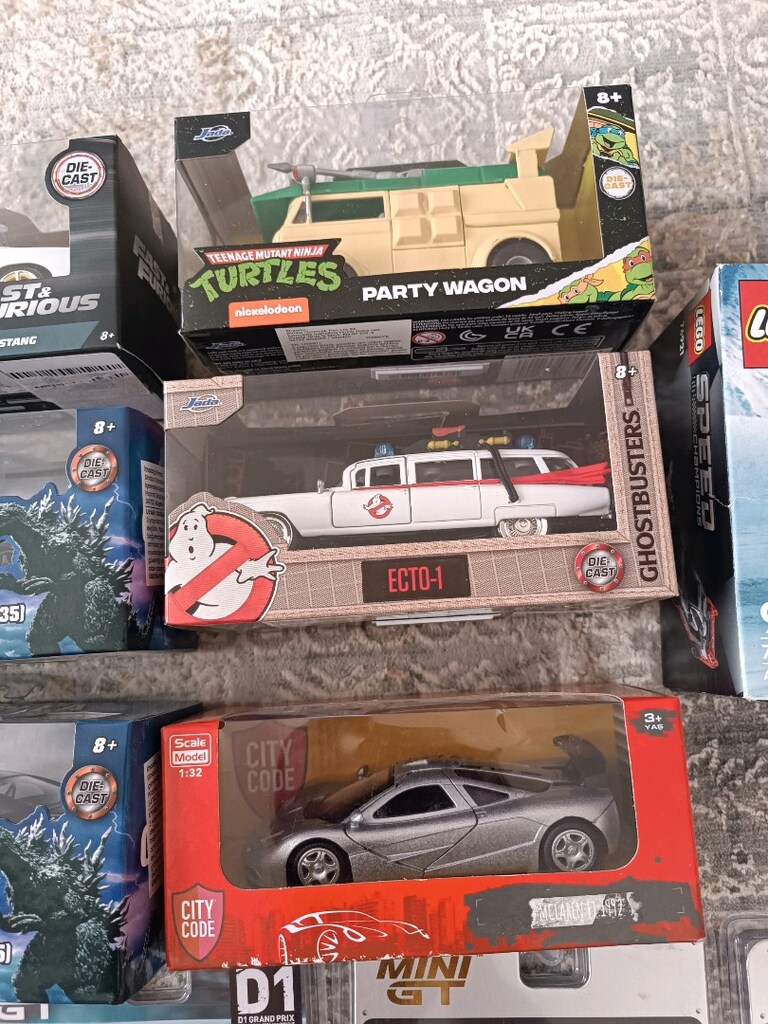 Jada Hotwheels Otomobil ve LEGO Setleri Koleksiyonu - 10