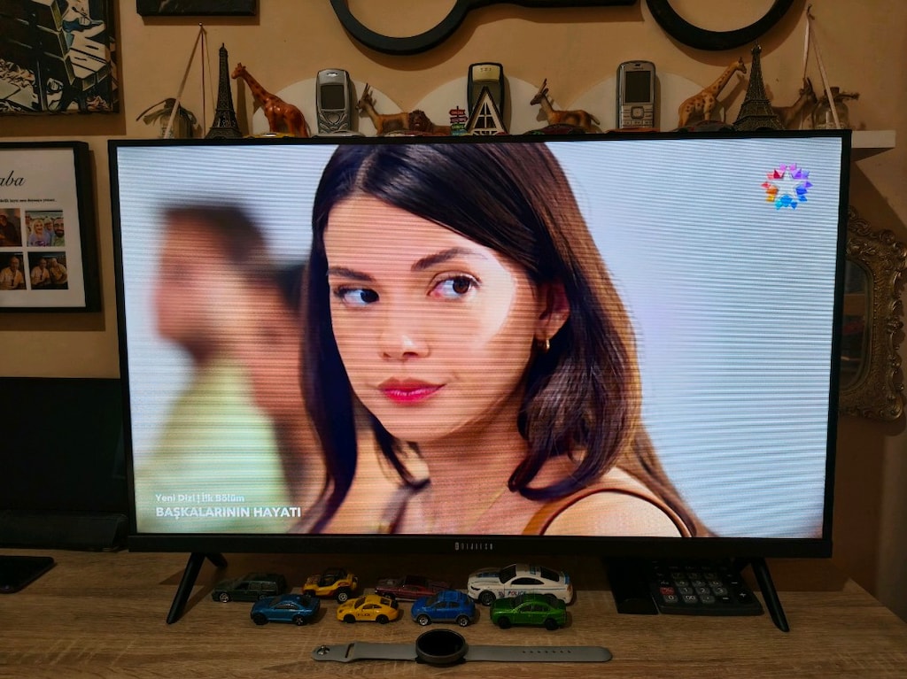 DİJİTSU 32İNÇ 82 EKRAN HD KENDİNDEN UYDU ALICILI LED TV - 2