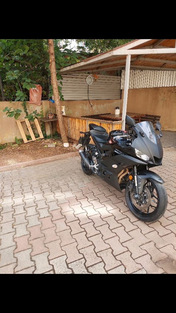 Temiz Kapalı Garaj Düşük KM R25 250CC