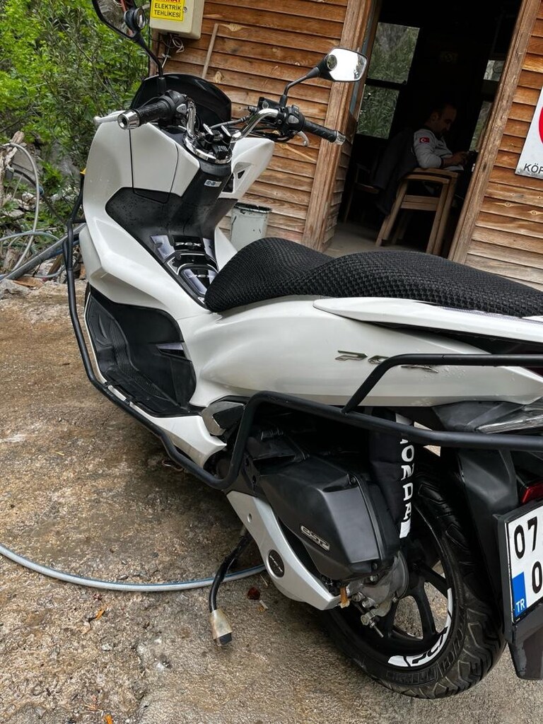 HONDA PCX - 5