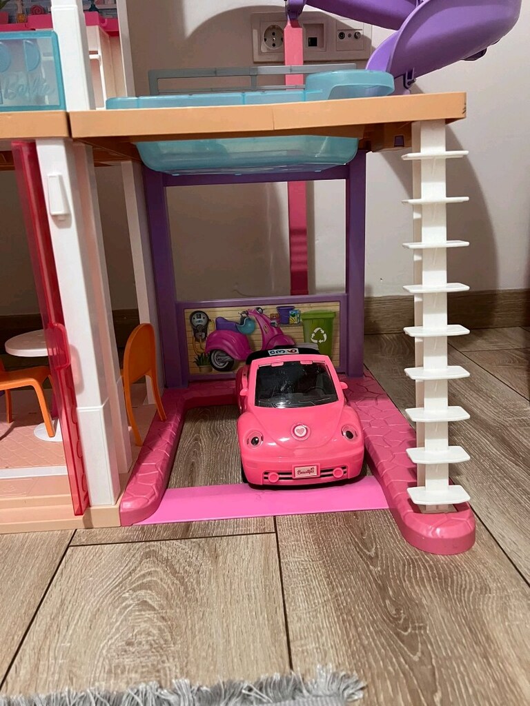 Kaydıraklı Asansörlü Büyük Oyuncak Barbie Evi – Arabalı, Çok Katlı - 5