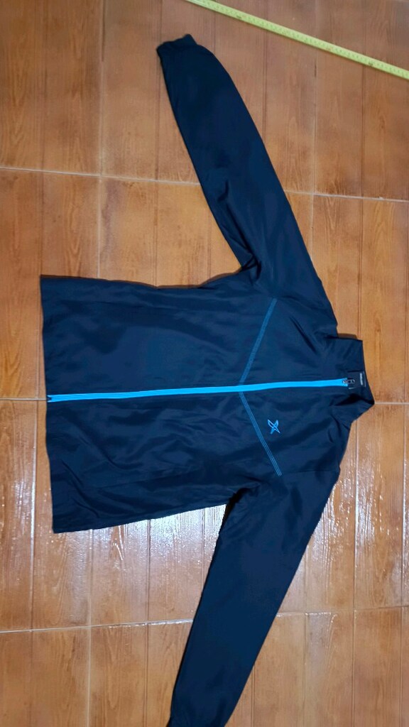 #Erkek spor mont #Kinetix ..Piyasası pahalıdır..