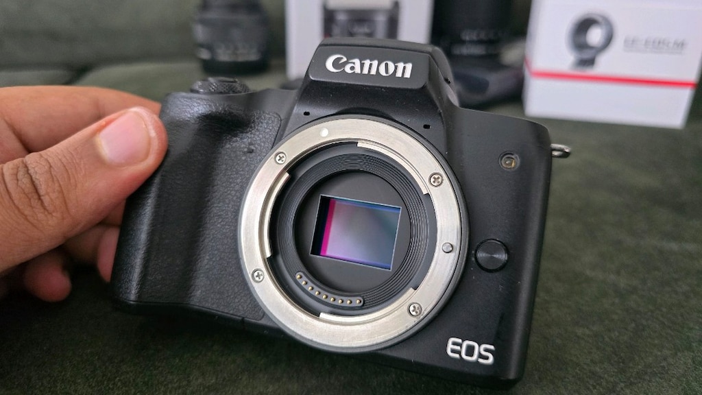 Canon EOS M50 ve 3 adet lens - 2