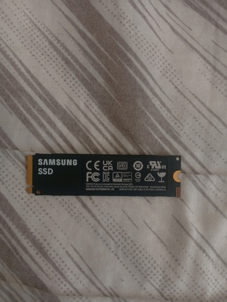 Sıfır ayarında Samsung 990 pro 2 tb ssd - 4