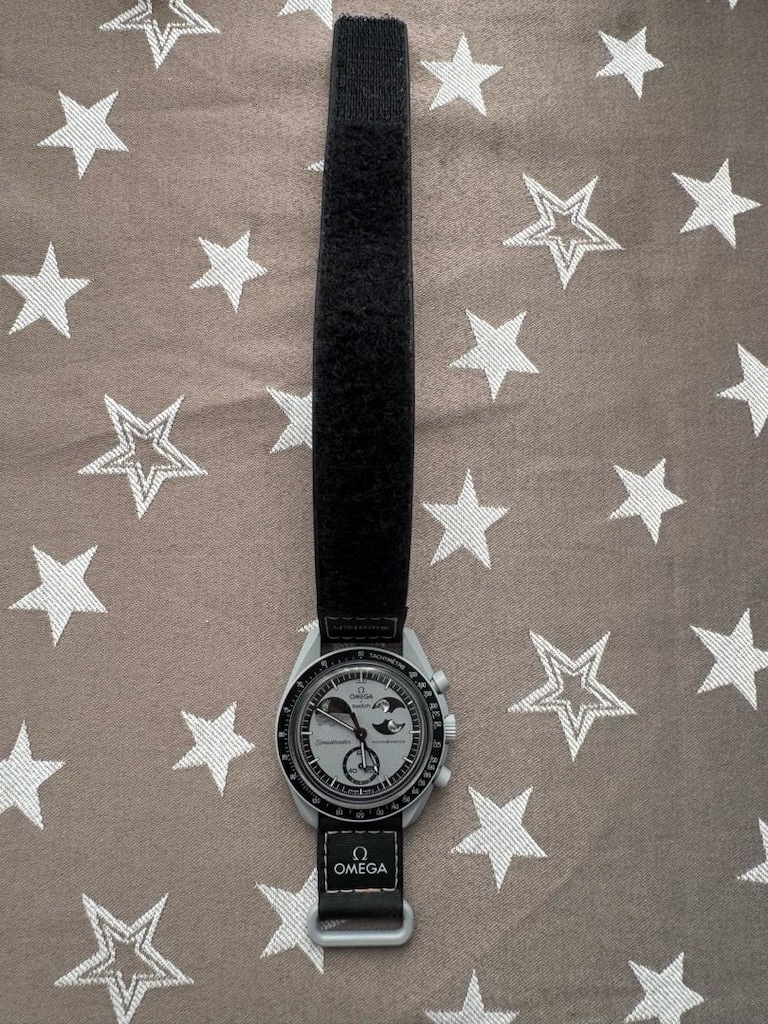 Swatch x Omega Bioceramic Mission To Earthphase - 2