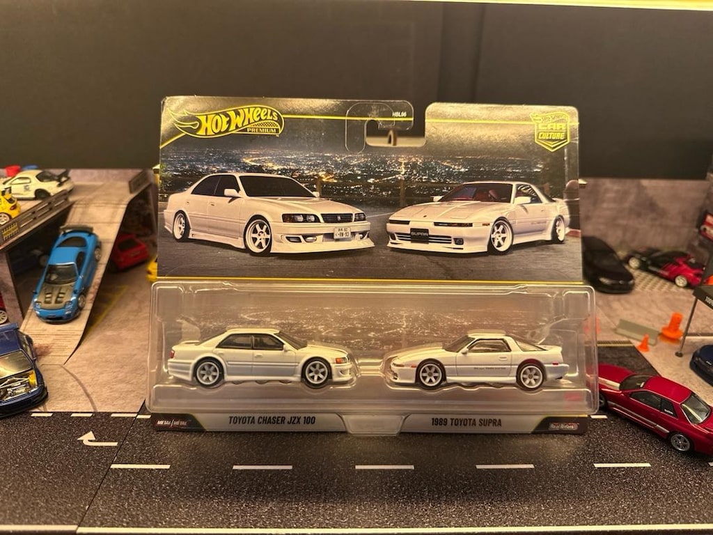 1/64 diecast Hot wheels premium set - 3