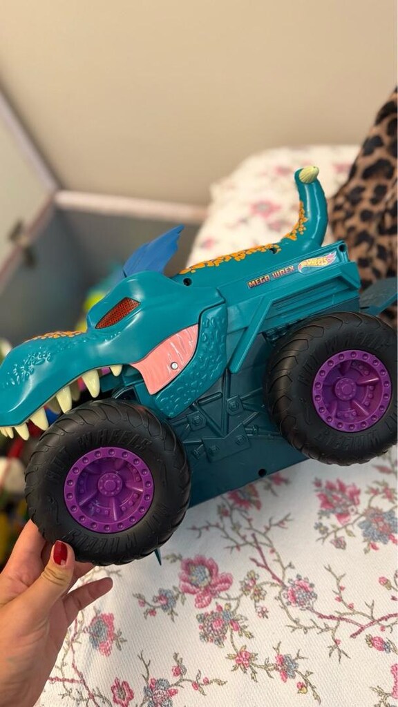 Hot Wheels araba yiyen monster trcuk mega wrex - 4