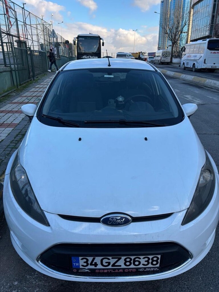 ford fiyesta - 3