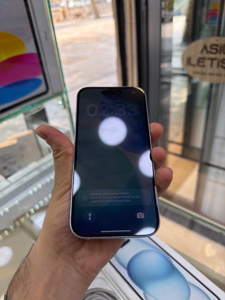 iPhone 15 256Gb - 4