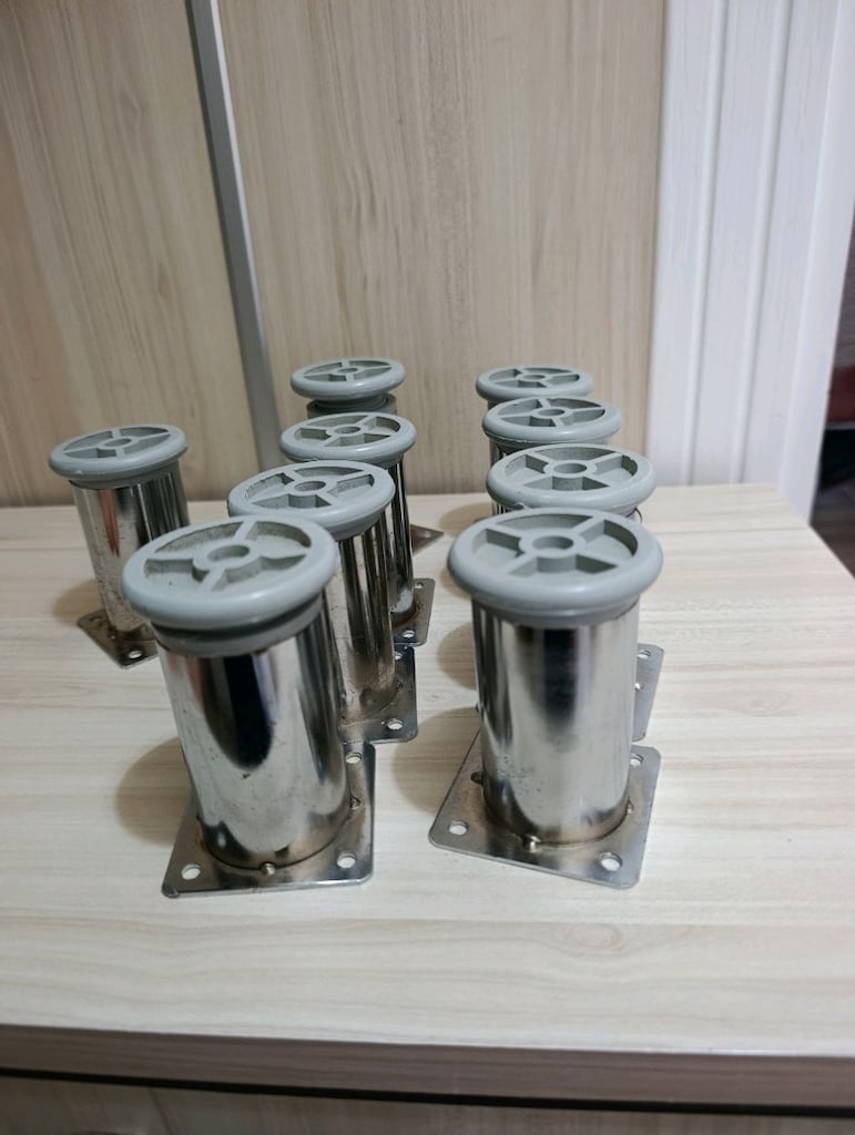 parlak metal ayak - 3