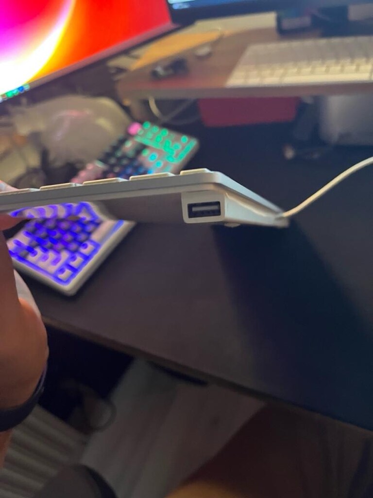 Apple Q Klavye TR Kablolu / A1243 - 2