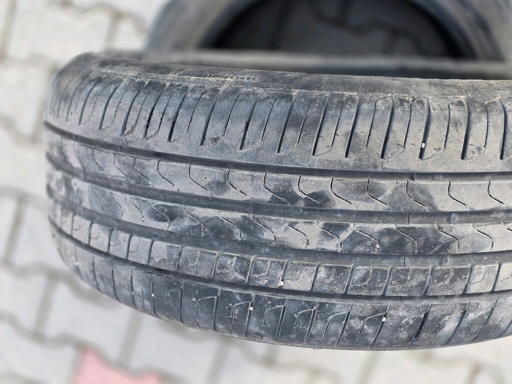 Run Flat Araç lastiği 245/45/18 - 7