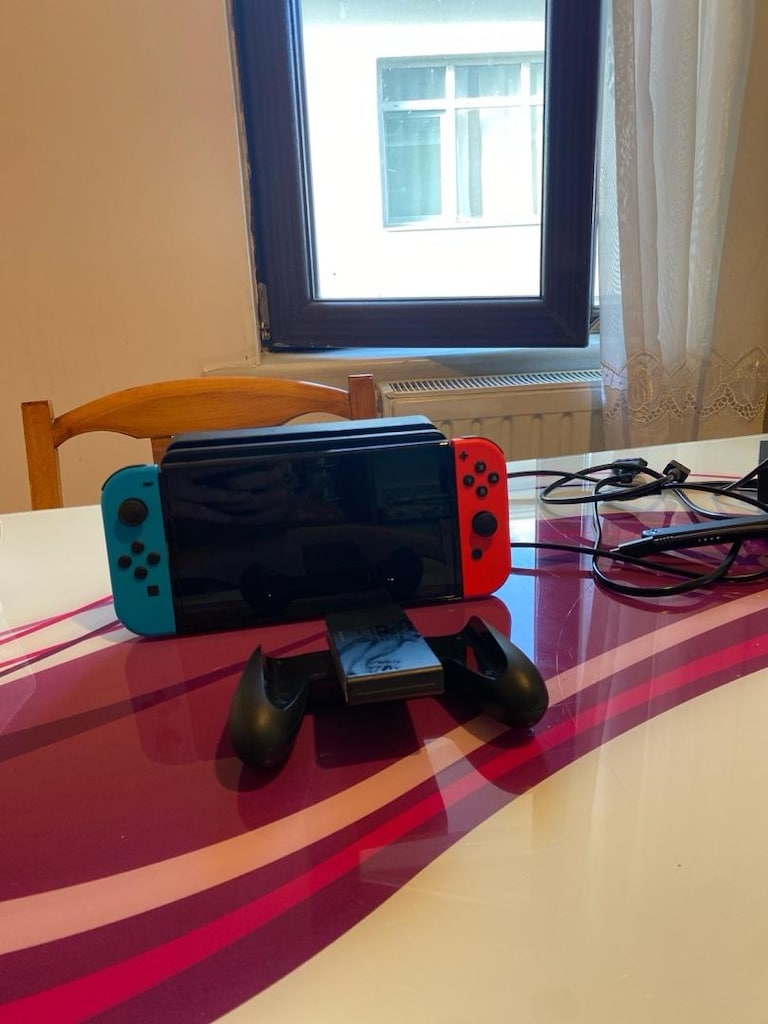 Nintendo switch Oled sıfırından farksız - 3