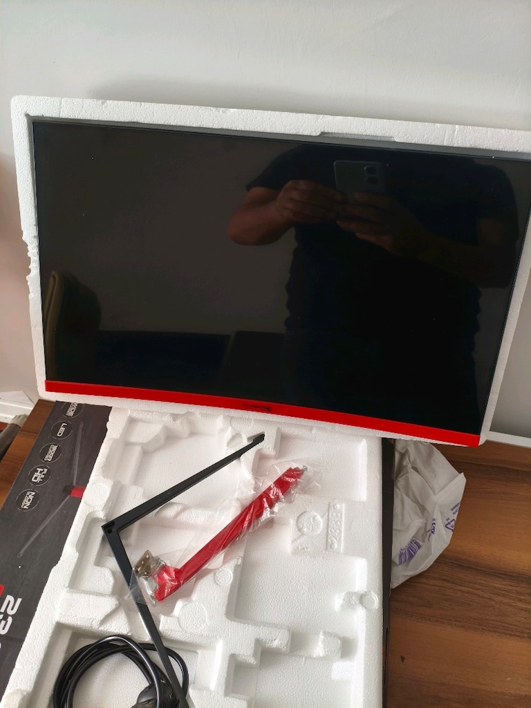 TURBOX 100HZ 2MS HDMI-VGA 1920x1080 23.8" R1800 CURVED FRAMLESS MT-L23 - 3