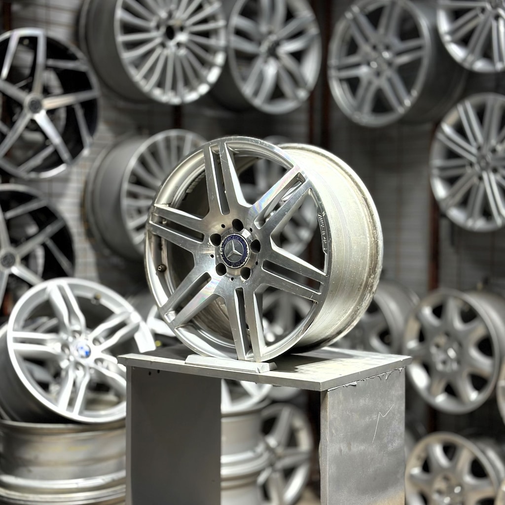 ORİJİNAL 18'' 5X112 Mercedes W204 Jant Takımı 8-8,5 Offset 2. El - 2