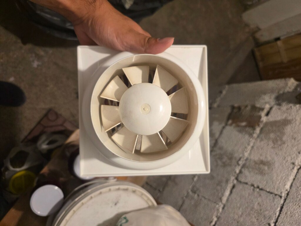 100 Lük Banyo ve Tuvalet Aspiratörü