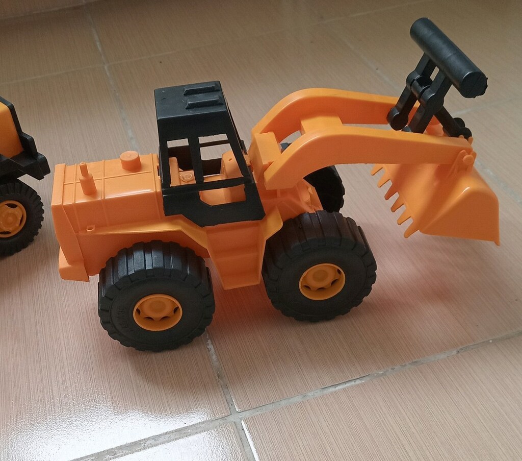 ikili oyuncak kamyon kepçe - 2